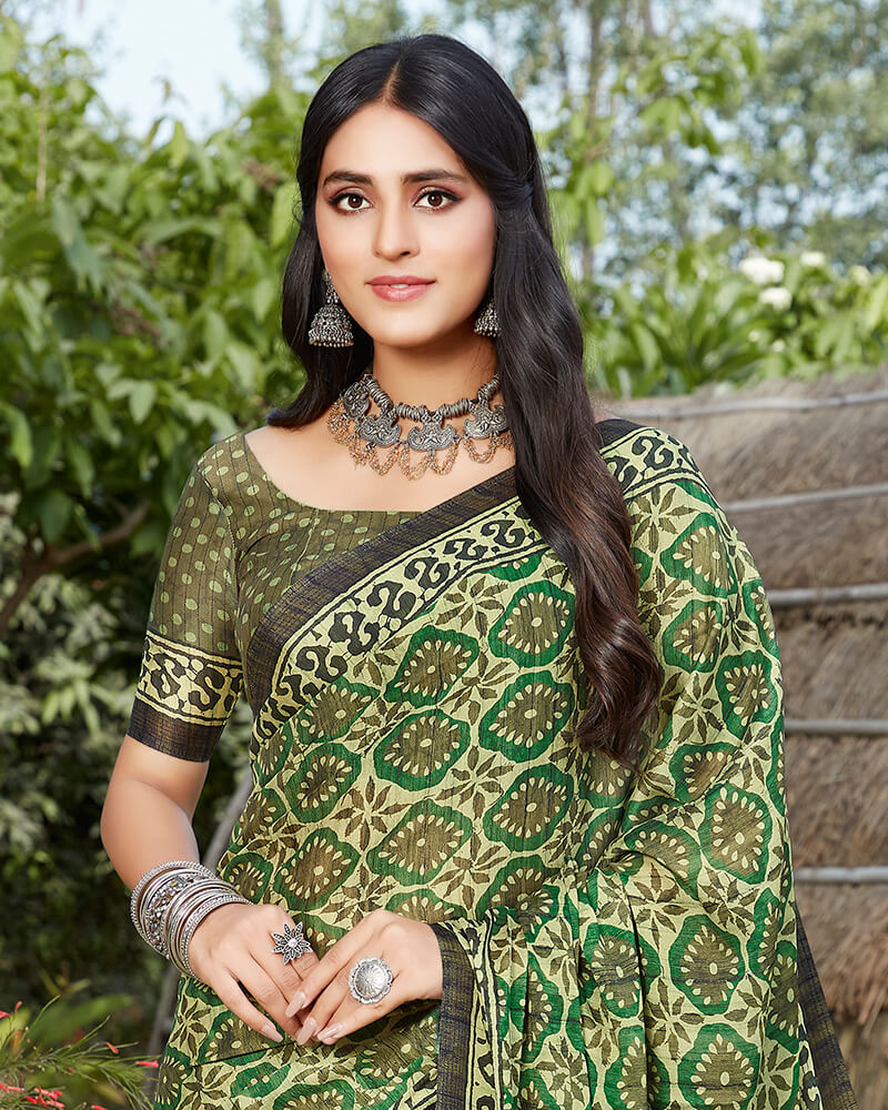 Vishal Prints Dark Green Digital Print Crepe Saree
