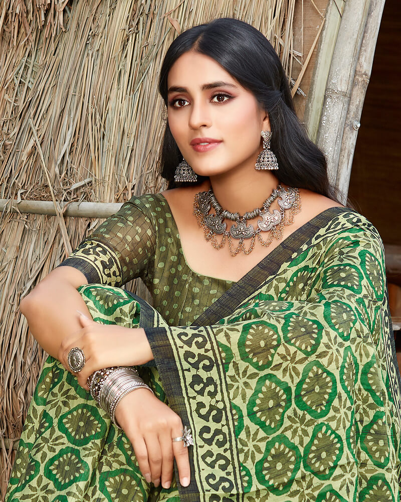 Vishal Prints Dark Green Digital Print Crepe Saree