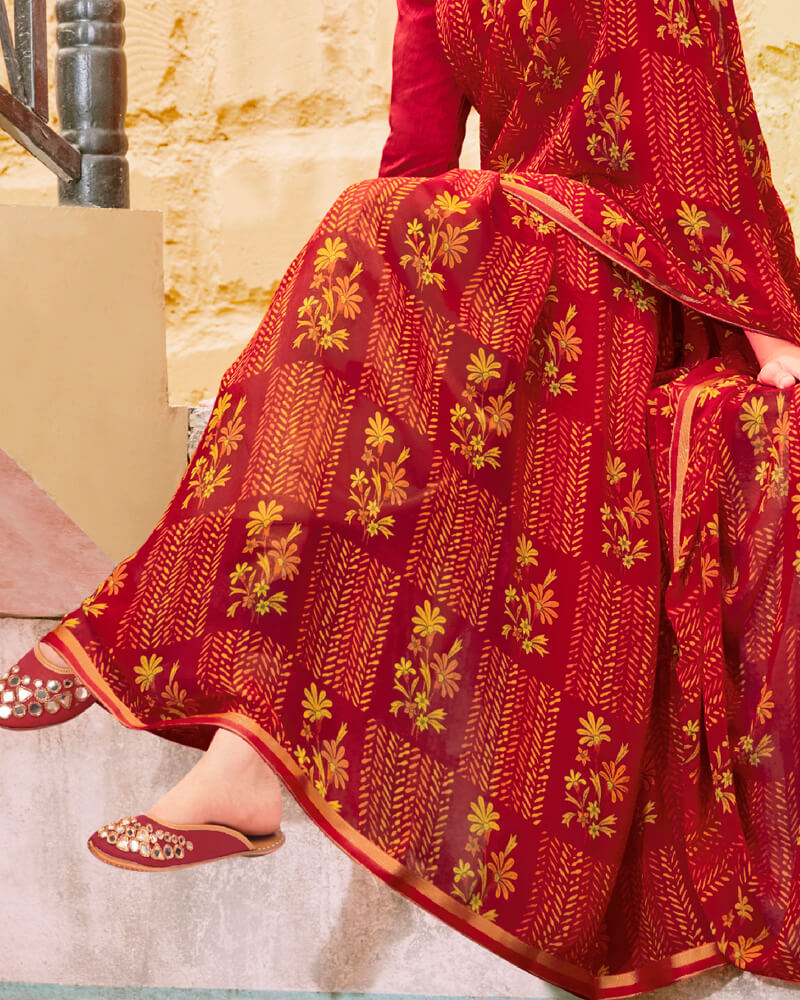 Vishal Prints Dark Red Printed Georgette Saree With Piping