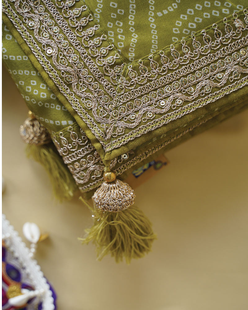 Mehandi Green Designer Pure Viscose Traditional Print Saree With Weaved Zari Lining-Embroidery Work And Tassel