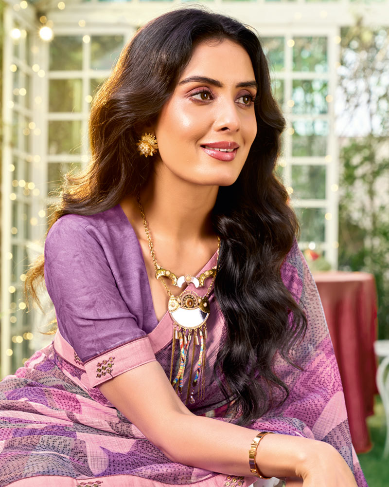 Vishal Prints Dusty Lavender Printed Chiffon Saree With Fancy Embroidery Work Border